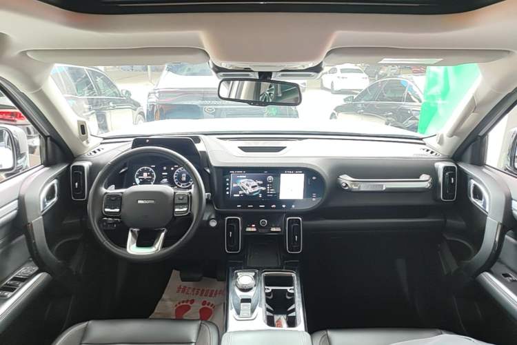 Used Haval DARGO 2022 2.0T DCT 4x4 Xiaotianquan Pursuit Edition Center Console