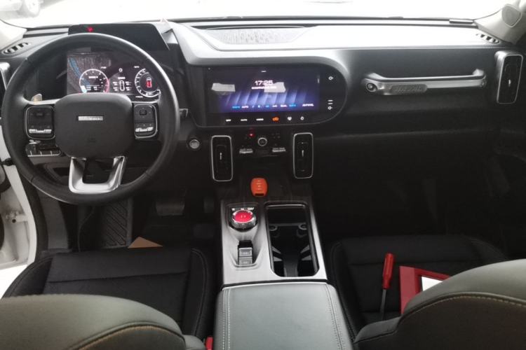 Used Haval DARGO 2022 1.5T DCT Two-Wheel Drive Mastiff Edition Center Console