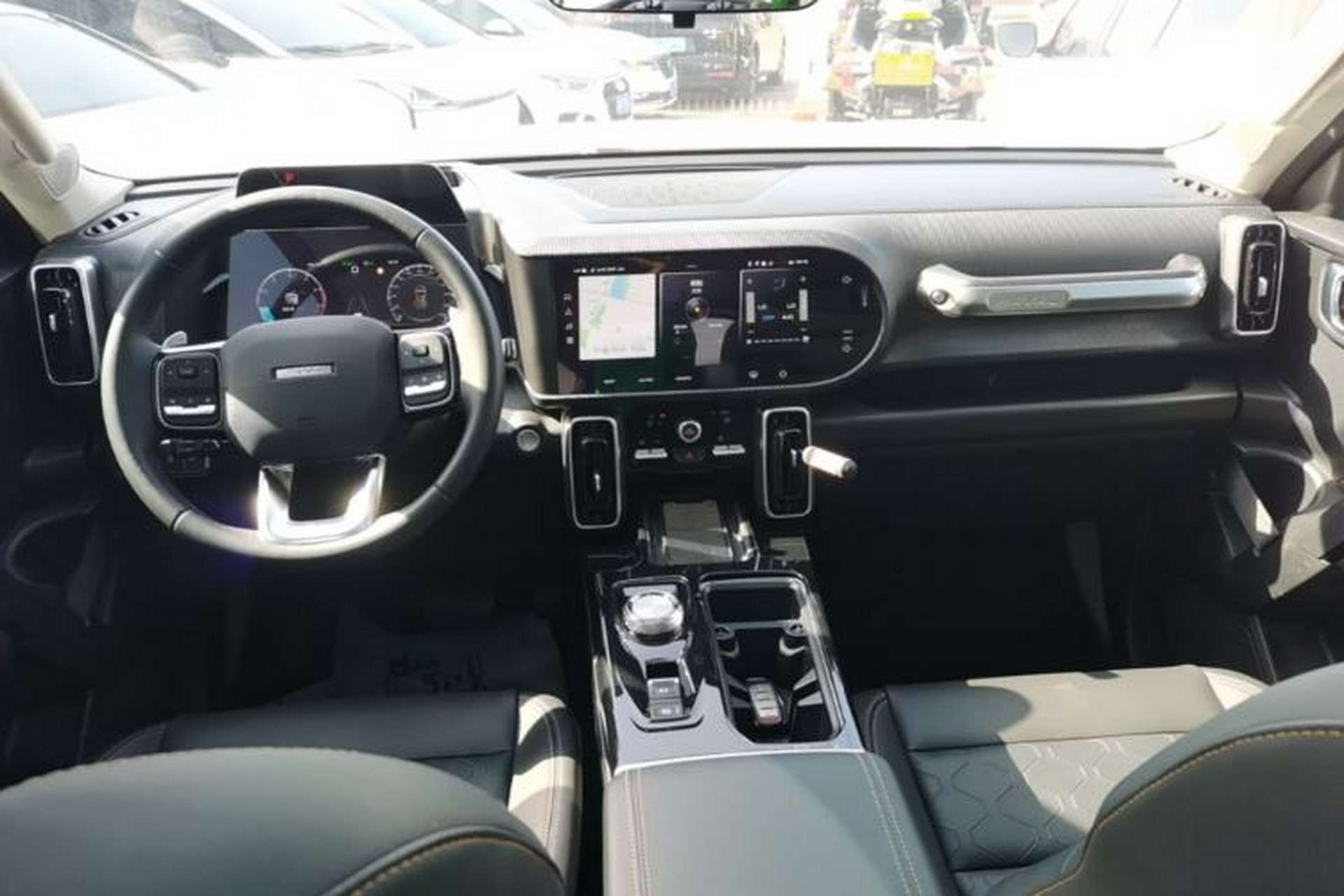 Used Haval DARGO 2022 1.5T DCT Two-Wheel Drive Border Collie Edition Center Console