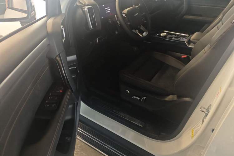 Used Haval DARGO 2022 1.5T DCT Two-Wheel Drive Border Collie Edition Driver Seat