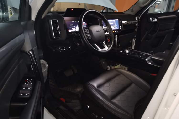 Used Haval DARGO 2022 2.0T DCT 4x4 Chinese Rural Dog Hunting Edition Driver Seat