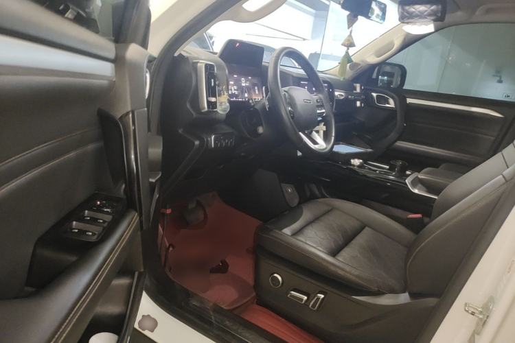 Used Haval DARGO 2022 2.0T DCT Two-Wheel Drive Huazhong Hound Edition Driver Seat