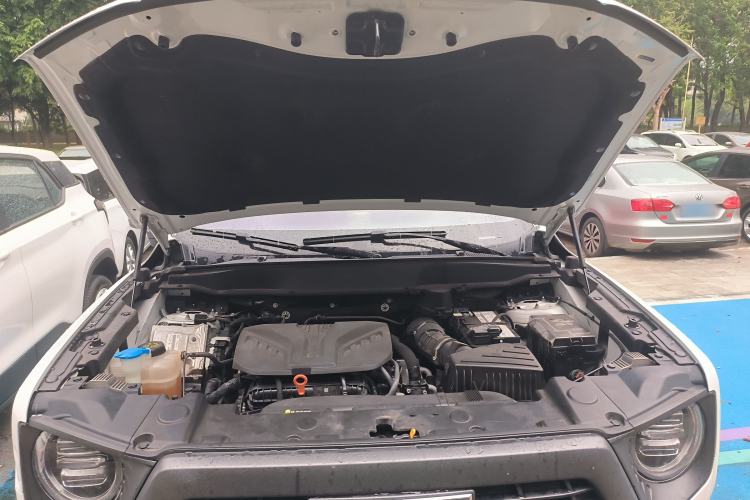 Used Haval DARGO 2022 2.0T DCT 4x4 Chinese Rural Dog Hunting Edition Engine Bay