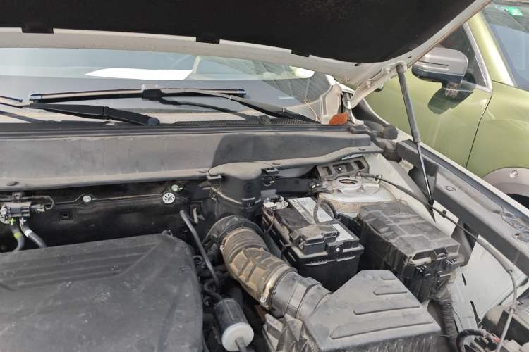 Used Haval DARGO 2022 1.5T DCT Two-Wheel Drive Mastiff Pursuit Edition Engine Bay Left