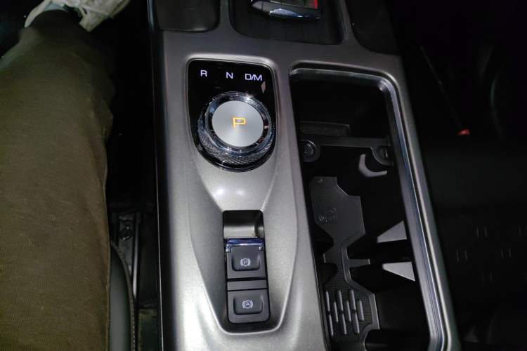 Used Haval DARGO 2022 1.5T DCT Two-Wheel Drive Labrador Edition Gear Lever