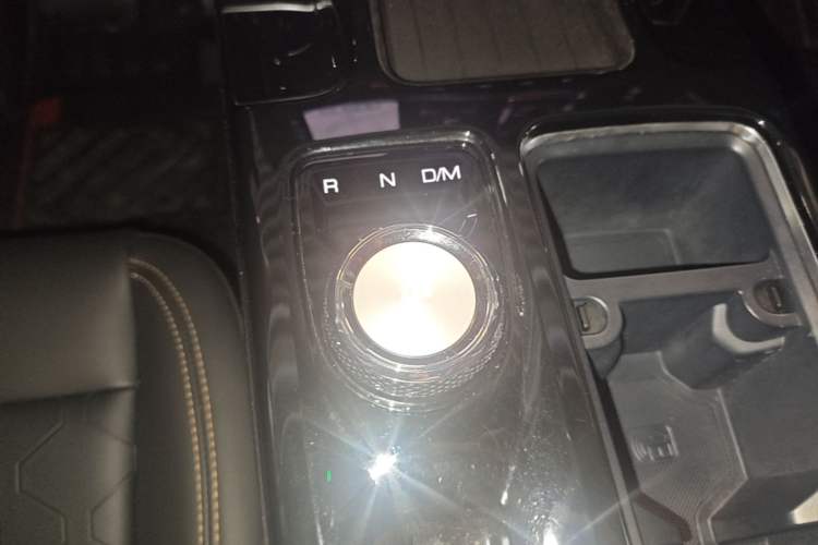 Used Haval DARGO 2022 1.5T DCT Two-Wheel Drive Border Collie Edition Gear Lever