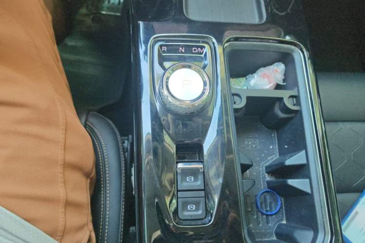 Used Haval DARGO 2022 1.5T DCT Two-Wheel Drive Border Collie Edition Gear Lever