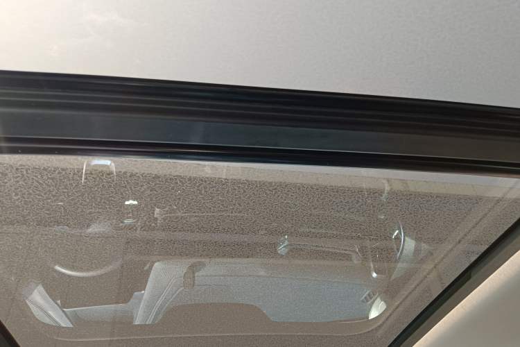Used Haval DARGO 2022 1.5T DCT Two-Wheel Drive Labrador Edition Headliner