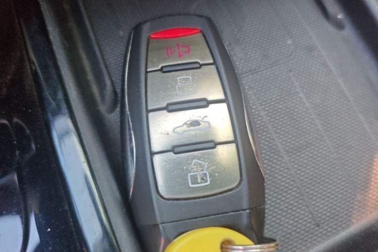 Used Haval DARGO 2022 2.0T DCT Two-Wheel Drive Huazhong Hound Edition Interior 1