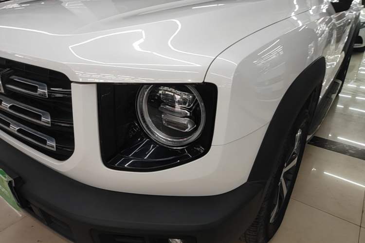 Used Haval DARGO 2022 1.5T DCT Two-Wheel Drive Labrador Edition Left Front Headlight