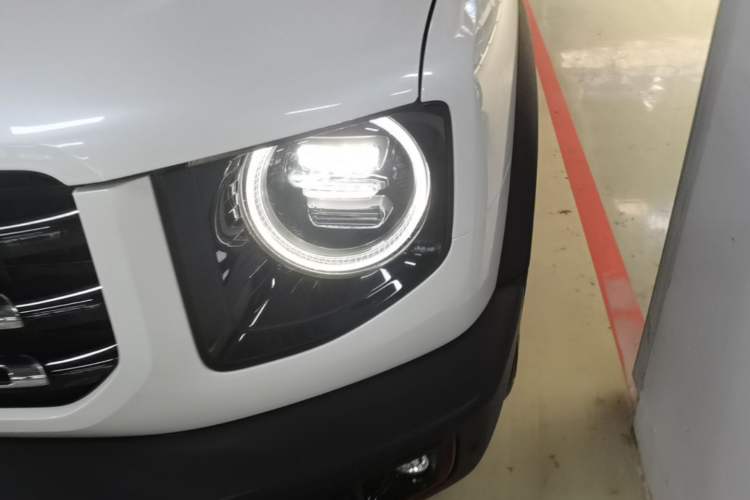 Used Haval DARGO 2022 2.0T DCT 4x4 Chinese Rural Dog Edition Left Front Headlight