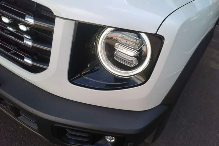 Used Haval DARGO 2022 1.5T DCT Two-Wheel Drive Border Collie Edition Left Front Headlight