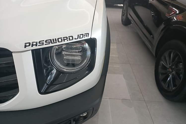 Used Haval DARGO 2022 1.5T DCT Two-Wheel Drive Border Collie Edition Left Front Headlight