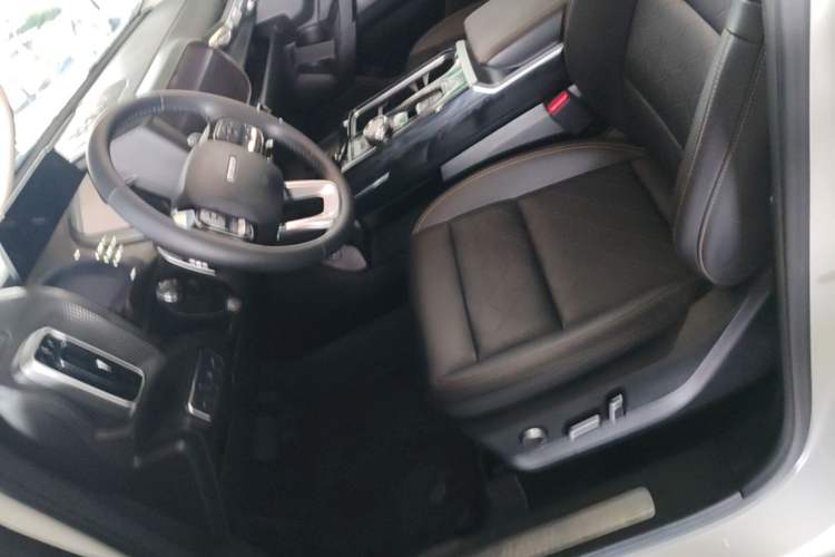 Used Haval DARGO 2022 1.5T DCT Two-Wheel Drive Mastiff Edition Left Front Seat