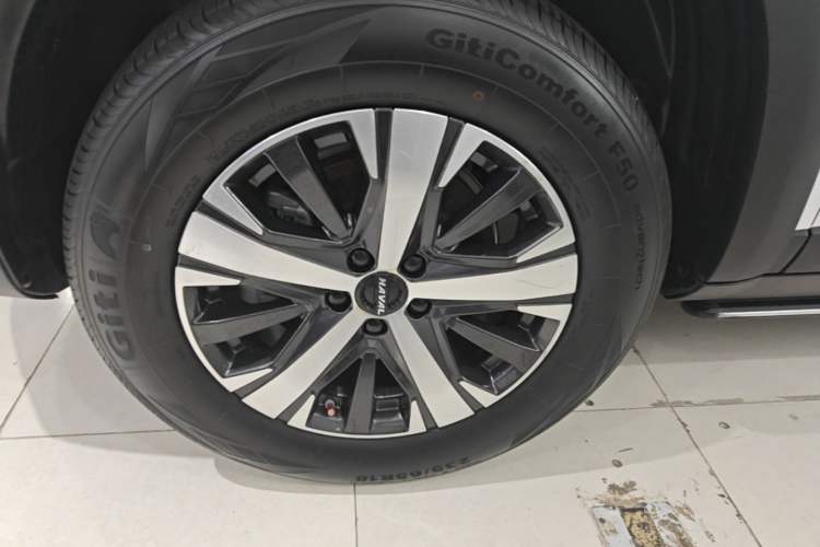 Used Haval DARGO 2022 1.5T DCT Two-Wheel Drive Labrador Edition Left Front Wheel Hub