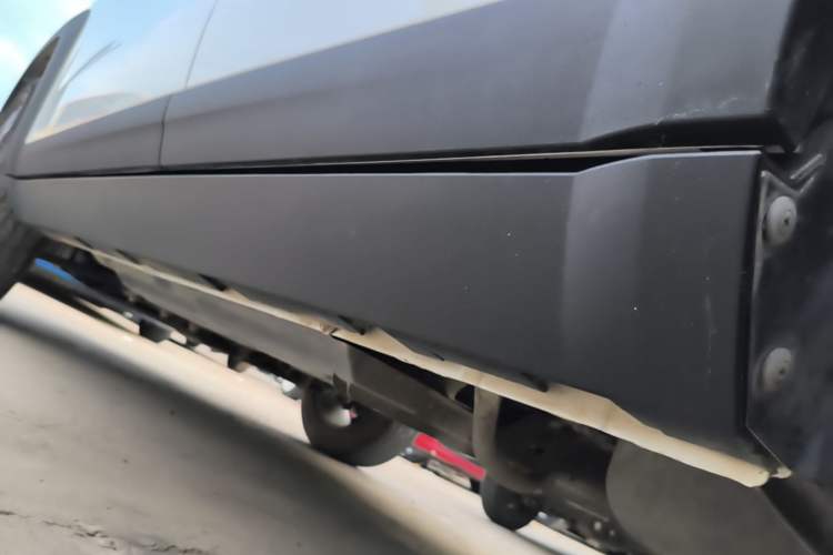 Used Haval DARGO 2022 1.5T DCT Two-Wheel Drive Border Collie Edition Left Side Sill