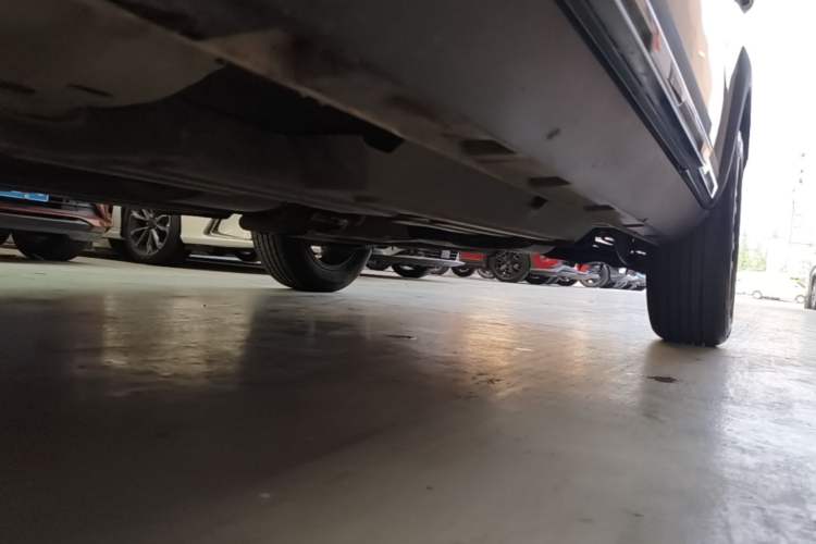 Used Haval DARGO 2022 2.0T DCT Two-Wheel Drive Huazhong Hound Edition Left Side Sill