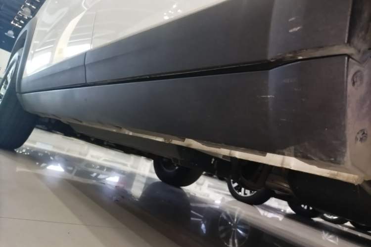 Used Haval DARGO 2022 1.5T DCT Two-Wheel Drive Labrador Edition Left Side Sill
