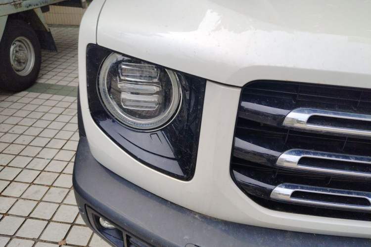 Used Haval DARGO 2022 1.5T DCT Two-Wheel Drive Border Collie Edition Right Front Headlight