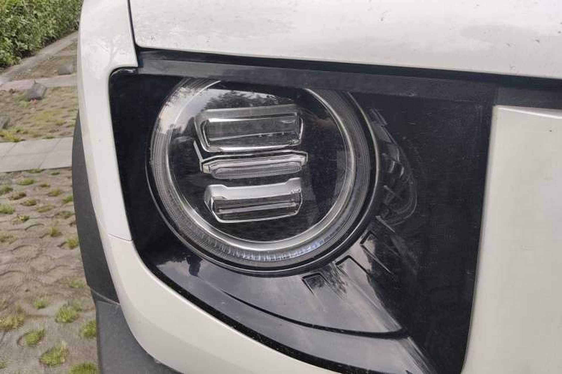 Used Haval DARGO 2022 1.5T DCT Two-Wheel Drive Labrador Edition Right Front Headlight