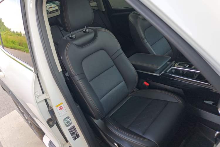 Used Haval DARGO 2022 1.5T DCT Two-Wheel Drive Mastiff Pursuit Edition Right Front Seat
