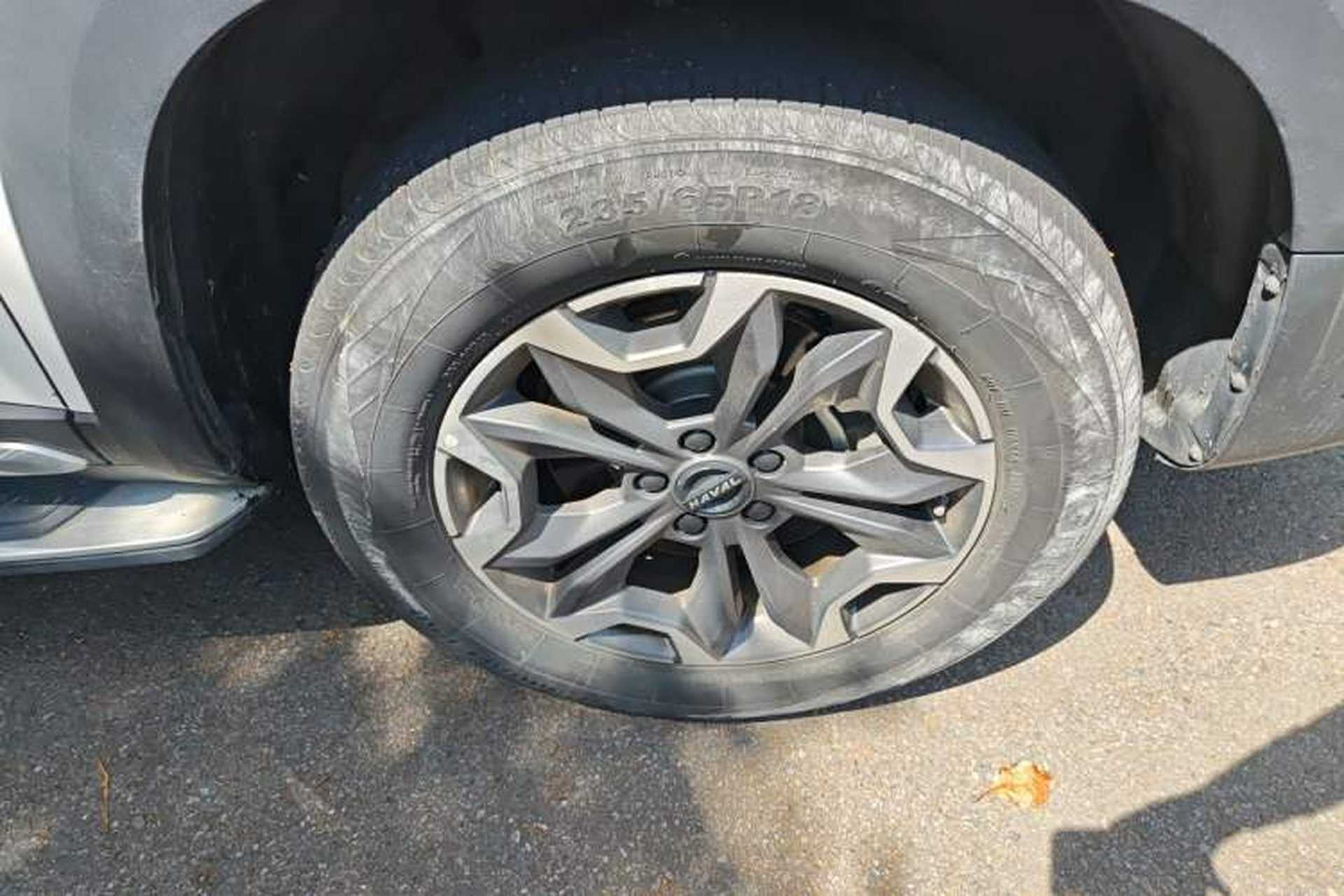 Used Haval DARGO 2022 2.0T DCT 4x4 Chinese Rural Dog Edition Right Front Wheel Hub