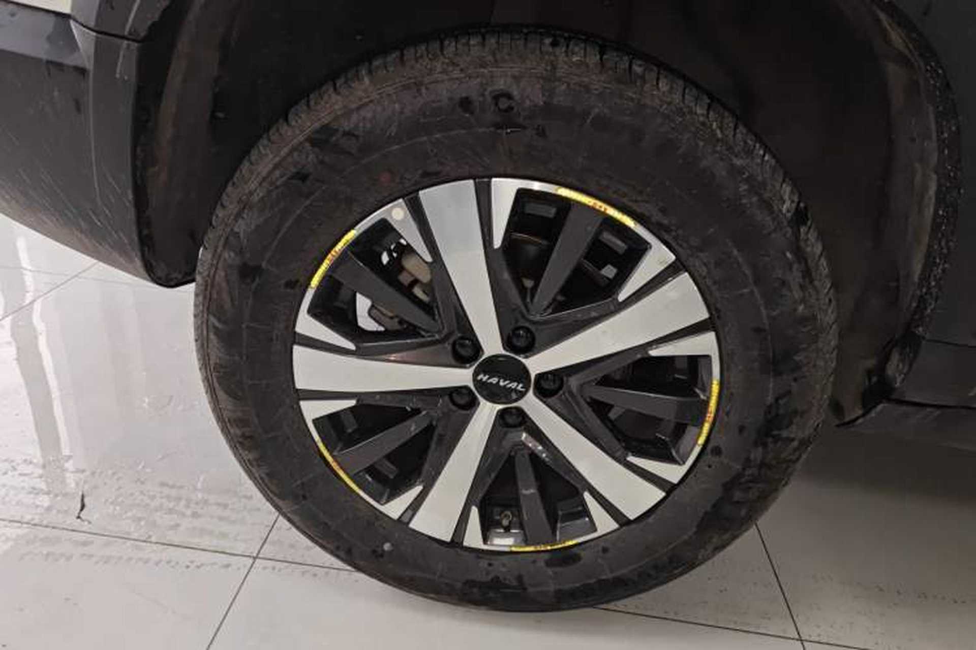 Used Haval DARGO 2022 1.5T DCT Two-Wheel Drive Labrador Edition Right Rear Wheel Hub