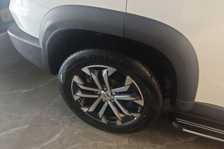 Used Haval DARGO 2022 1.5T DCT Two-Wheel Drive Border Collie Edition Right Rear Wheel Hub