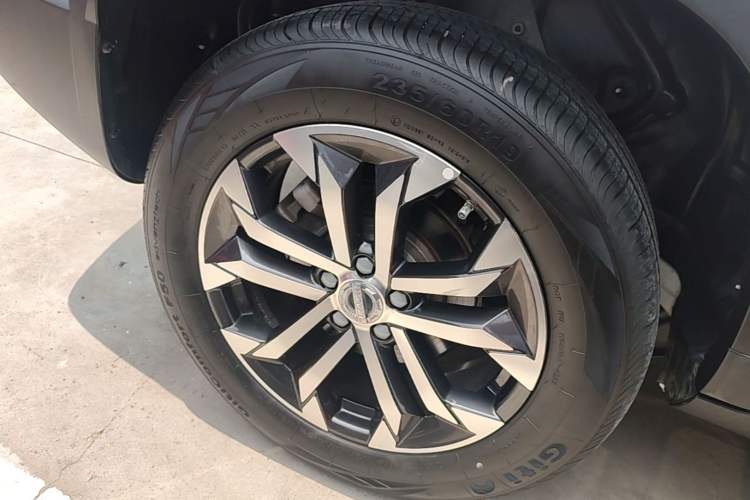 Used Haval DARGO 2022 1.5T DCT Two-Wheel Drive Border Collie Edition Right Rear Wheel Hub