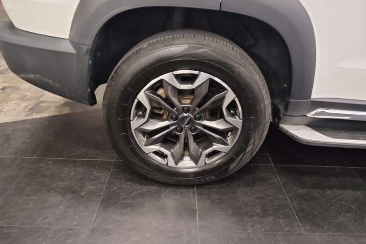 Used Haval DARGO 2022 2.0T DCT 4x4 Chinese Rural Dog Edition Right Rear Wheel Hub