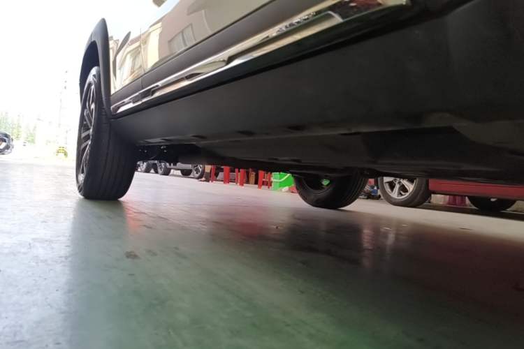 Used Haval DARGO 2022 2.0T DCT Two-Wheel Drive Huazhong Hound Edition Right Side Sill