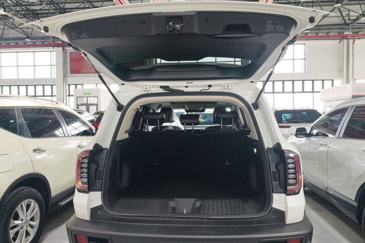 Used Haval DARGO 2022 1.5T DCT Two-Wheel Drive Labrador Edition Trunk