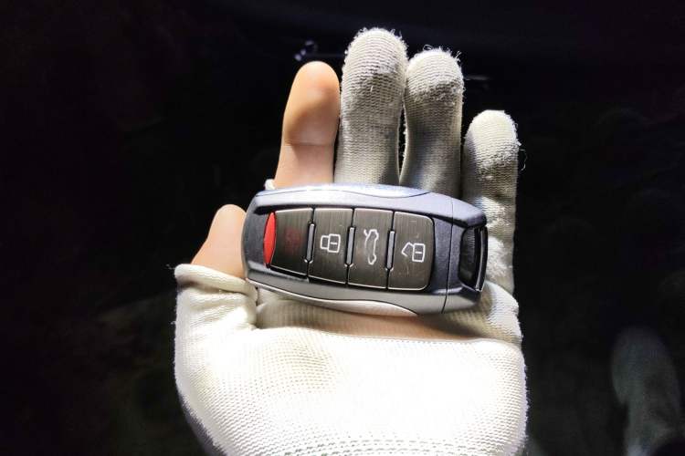 Used Haval DARGO 2022 2.0T DCT All-Wheel-Drive Xiaotianque Version Vehicle Key