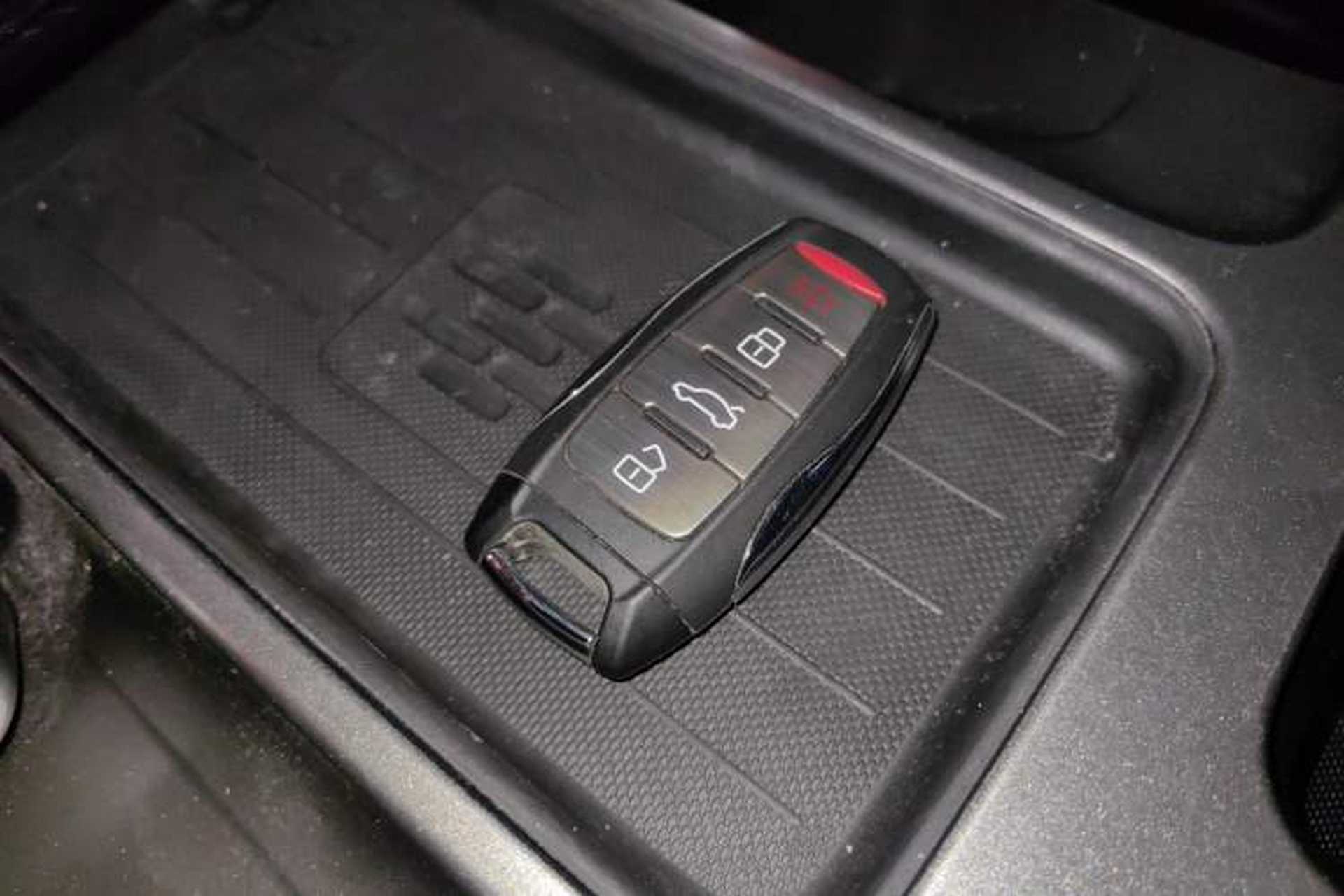 Used Haval DARGO 2022 1.5T DCT Two-Wheel Drive Labrador Edition Vehicle Key