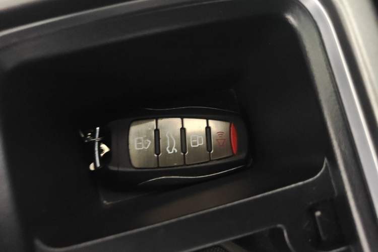 Used Haval DARGO 2022 1.5T DCT Two-Wheel Drive Border Collie Edition Vehicle Key