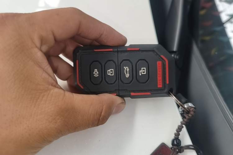 Used Haval DARGO 2022 2.0T DCT Two-Wheel Drive Huazhong Hound Edition Vehicle Key