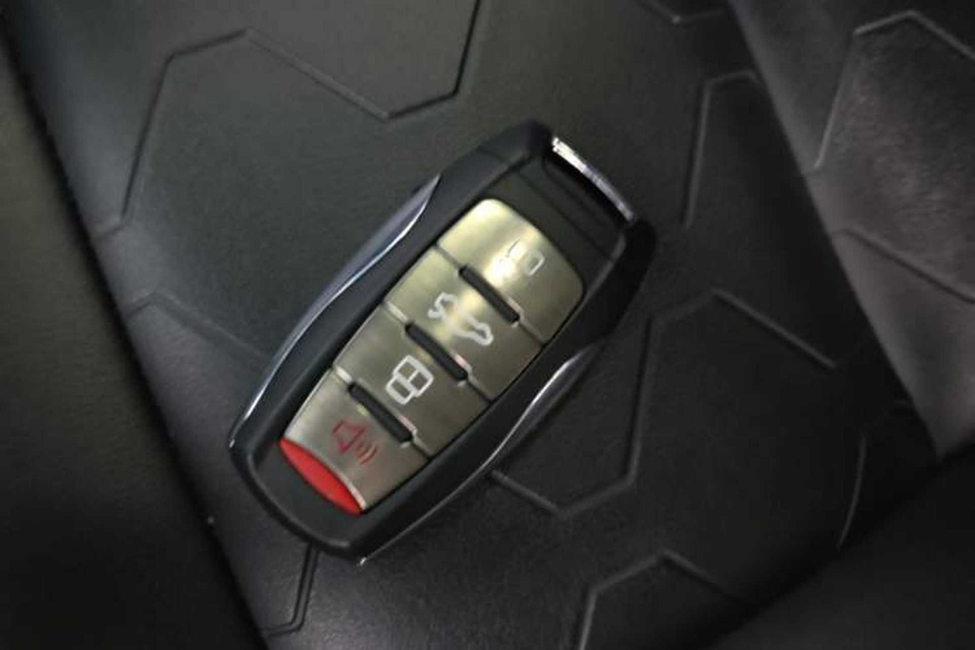 Used Haval DARGO 2022 2.0T DCT 4x4 Chinese Rural Dog Edition Vehicle Key