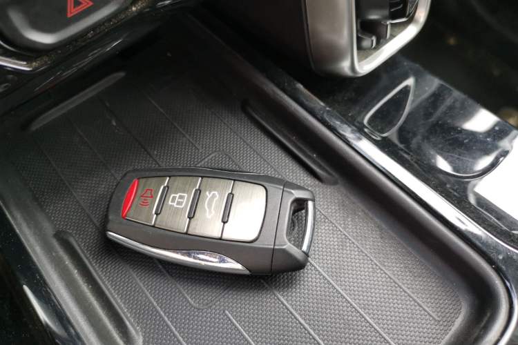 Used Haval DARGO 2022 2.0T DCT All-Wheel-Drive Xiaotianque Version Vehicle Key