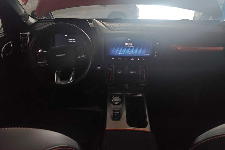 Used Haval DARGO 2022 1.5T DCT Two-Wheel Drive Labrador Edition Center Console