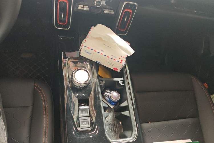 Used Haval DARGO 2022 1.5T DCT Two-Wheel Drive Mastiff Pursuit Edition Gear Lever