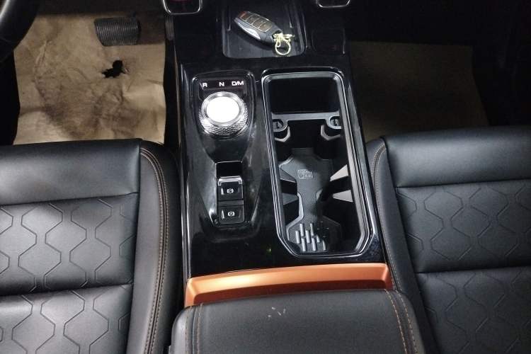 Used Haval DARGO 2022 1.5T DCT Two-Wheel Drive Border Collie Edition Gear Lever