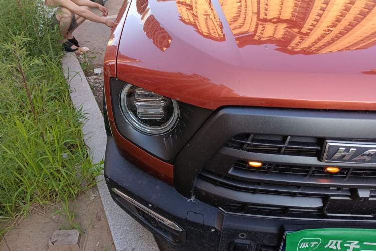 Used Haval DARGO 2022 2.0T DCT 4x4 Chinese Rural Dog Hunting Edition Right Front Headlight