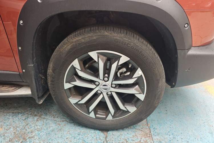 Used Haval DARGO 2022 1.5T DCT Two-Wheel Drive Mastiff Pursuit Edition Right Front Wheel Hub