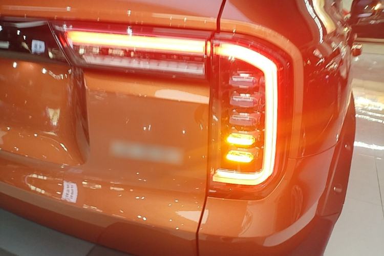 Used Haval DARGO 2022 1.5T DCT Two-Wheel Drive Mastiff Pursuit Edition Right Rear Taillight