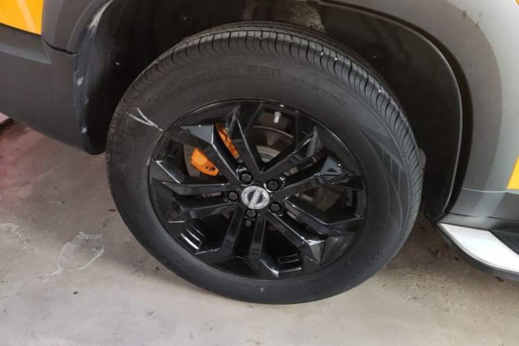 Used Haval DARGO 2022 1.5T DCT Two-Wheel Drive Border Collie Edition Right Rear Wheel Hub