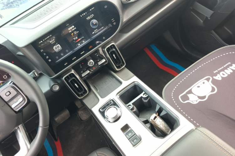 Used Haval DARGO 2024 1.5T DCT Border Collie Edition Audio And AC Panel