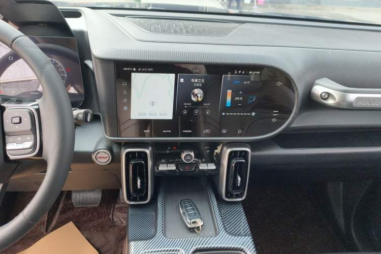Used Haval DARGO 2024 1.5T DCT Labrador Edition Audio And AC Panel