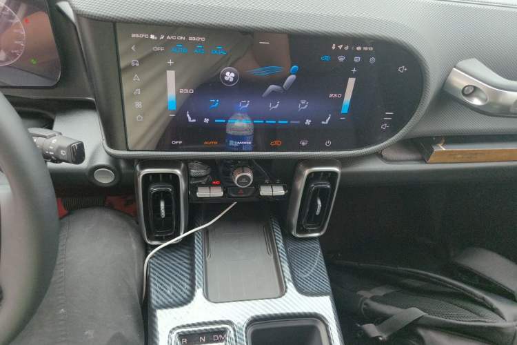Used Haval DARGO 2024 2.0T DCT Chinese Rural Dog Edition Audio And AC Panel