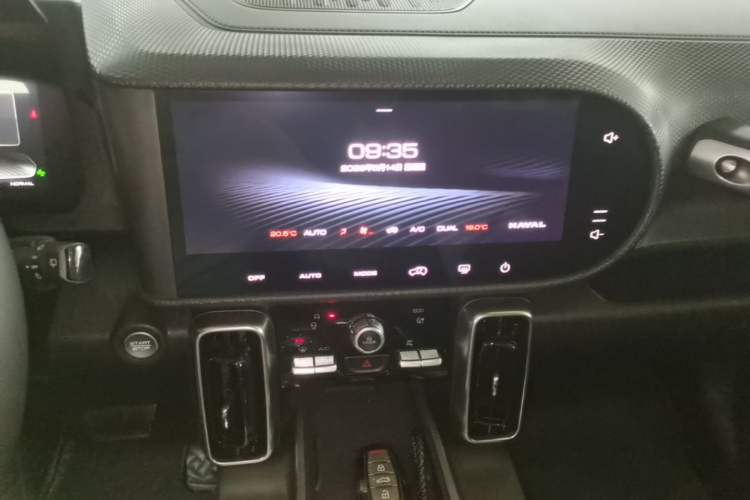 Used Haval DARGO 2024 1.5T DCT Border Collie Edition Audio And AC Panel