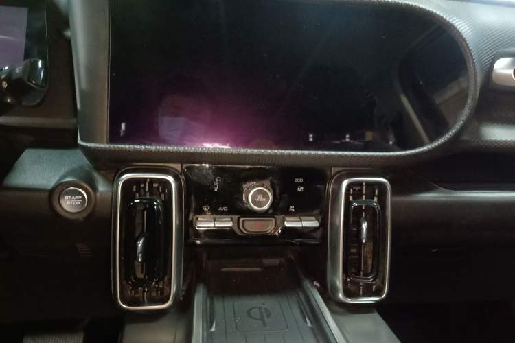 Used Haval DARGO 2024 1.5T DCT Border Collie Edition Audio And AC Panel